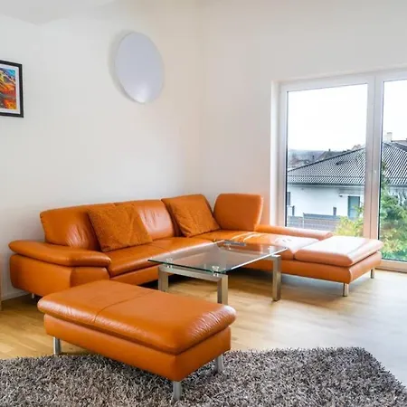 150 M² Maisonnette Whg Mit Galerie Fuer 10 Personen * Wallertheim